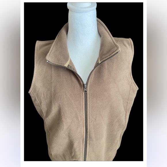 Women’s Woolrich Fleece Vest, Sz L, Monochrome, Minimalist, Outdoor, Hiking - Picture 2 of 5